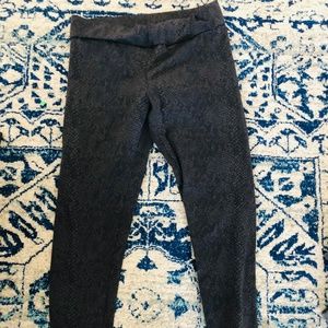 Matty M Grey Patterned Leggings